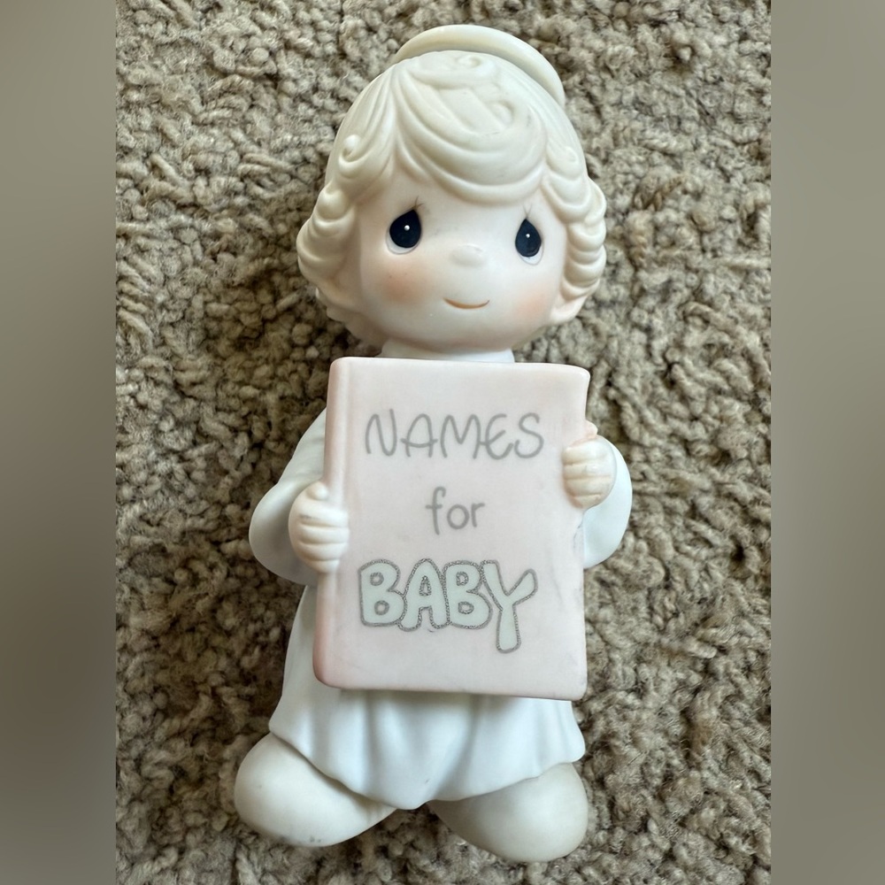 🎀3/$25🎀 Precious Moments Figurine - ‘Jesus Is The Sweetest Name I Know’